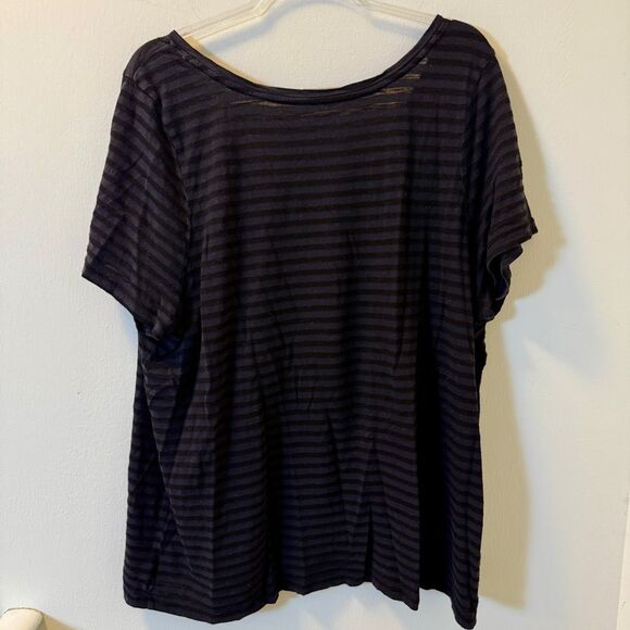 Lane Bryant Black Striped “Amour” T-Shirt Women’s Plus Size 22/24 - Picture 2 of 4